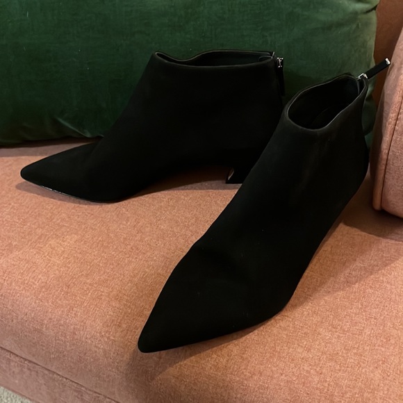 Christian Dior suede booties - Picture 3 of 9